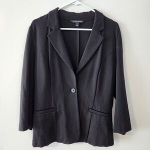 41 Hawthorn Black Blazer